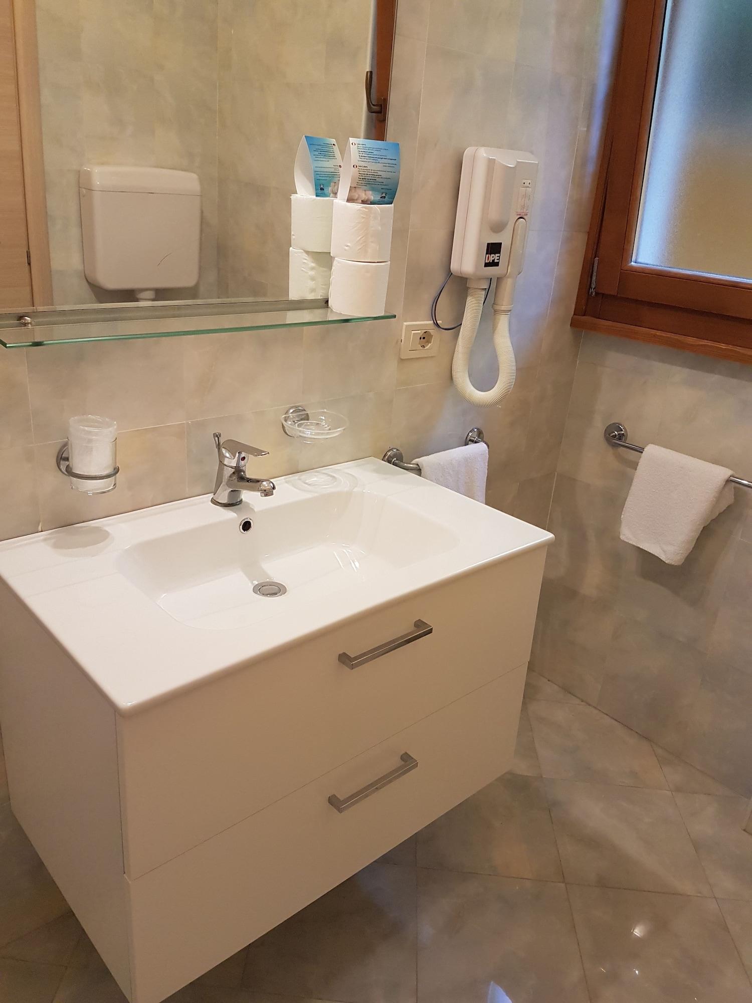 Hotel Piccolo Paradiso Toscolano-Maderno Esterno foto