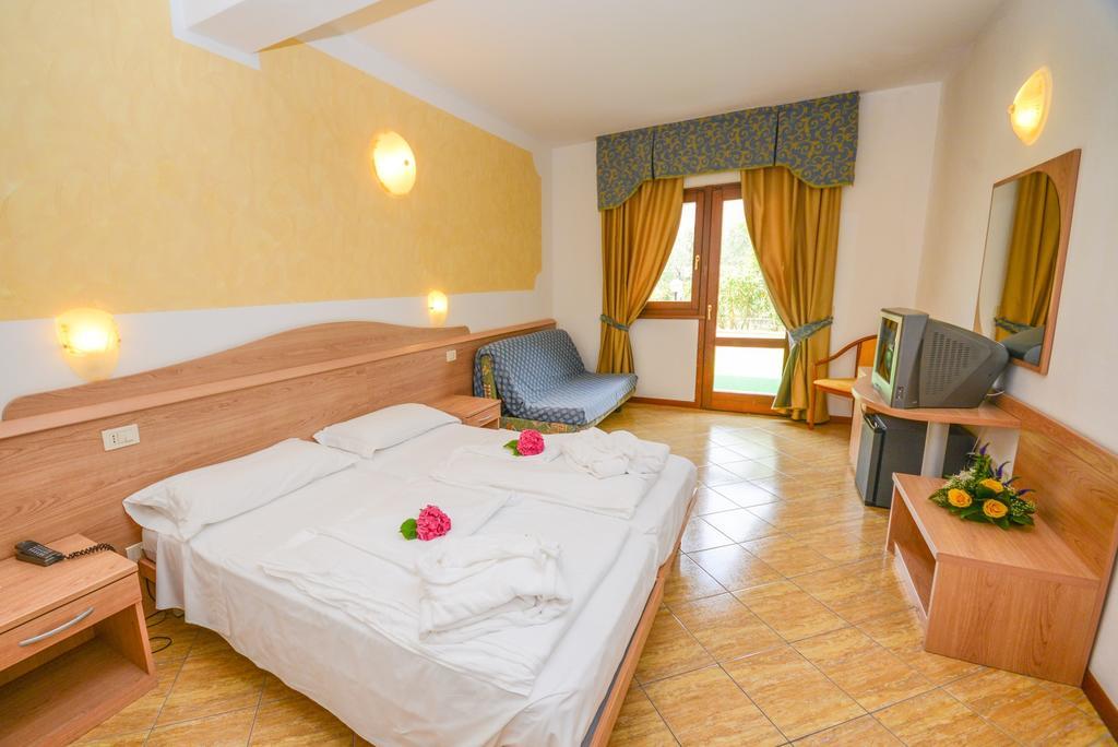 Hotel Piccolo Paradiso Toscolano-Maderno Esterno foto